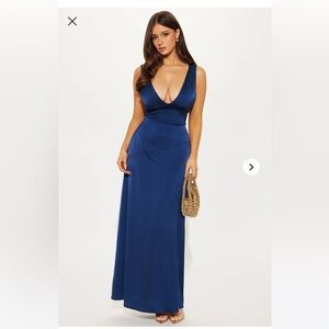 Fashion Nova Emilia satin maxi dress NWT sz large navy blue